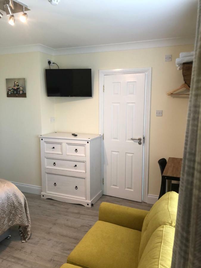 Amber Heights Bed & Breakfast Galway Bagian luar foto